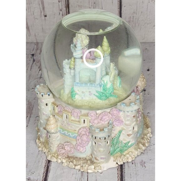 8" Vintage 1994 SFMBC Snow Globe "Under The Sea" Music Box Ocean Castle Glitter - Picture 4 of 6